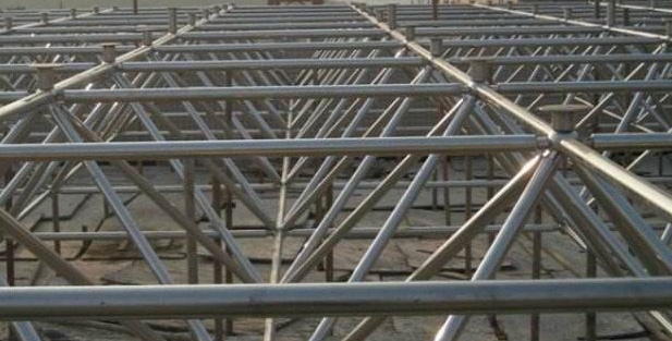 杭州盘点螺栓球网架构件施工前的3方面考试事件